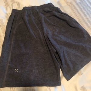 Men’s Lululemon shorts size Small